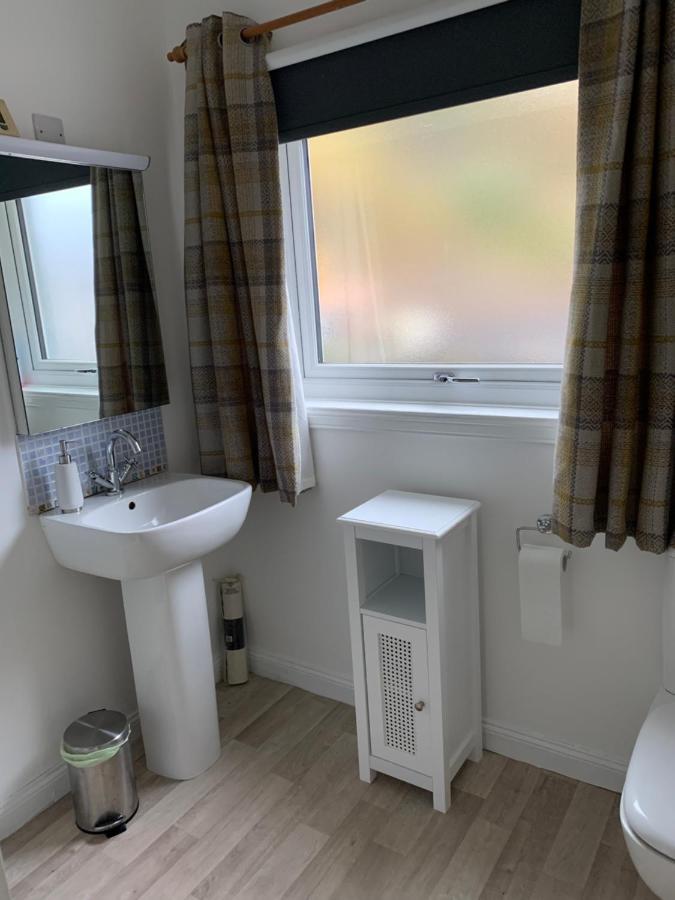 Alt-An Ensuite Self Catering Apartment With Twin Bedroom ฟอร์ตวิลเลียม ภายนอก รูปภาพ